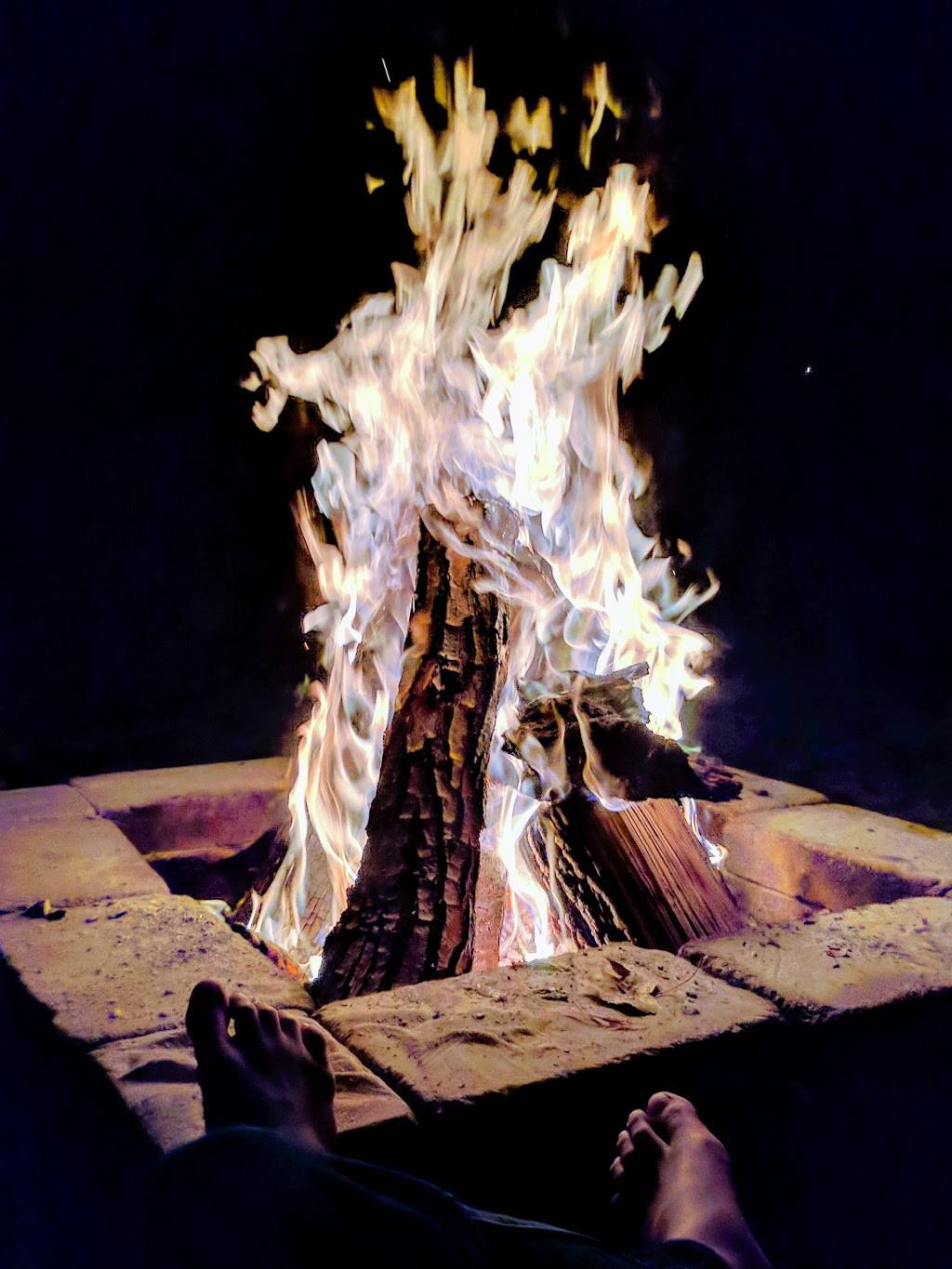 Vikings Den | restaurant | 100 Laguna Dr, Huron, OH 44839, USA | 4194337649 OR +1 419-433-7649