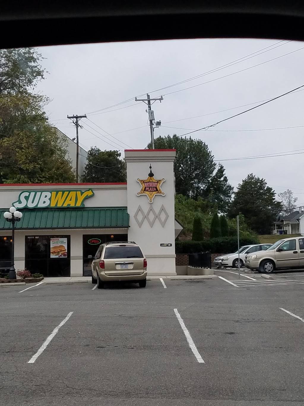 Subway | restaurant | 1130 S Main St, Mt Airy, NC 27030, USA | 3367899200 OR +1 336-789-9200