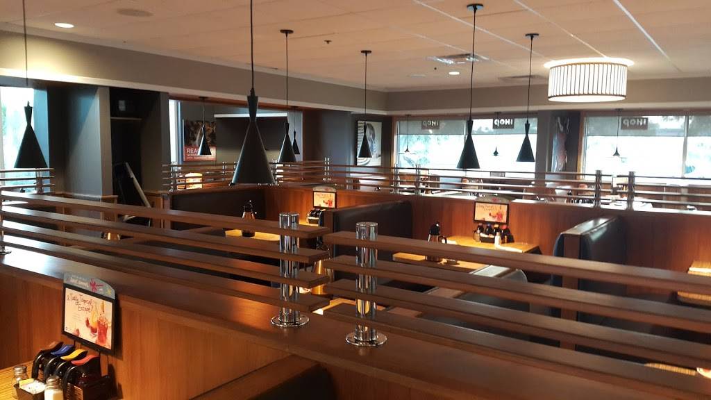 IHOP | restaurant | 10050 Calle Comercio Dr, Boca Raton, FL 33428, USA | 5612081603 OR +1 561-208-1603