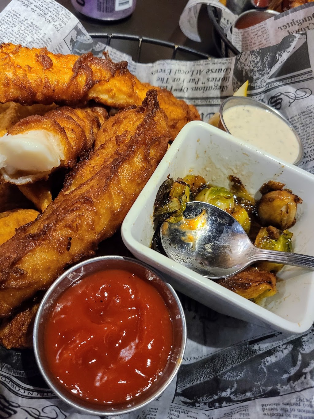 Fleet Street Pub | restaurant | 207 Printers Alley, Nashville, TN 37201, USA | 6152000782 OR +1 615-200-0782