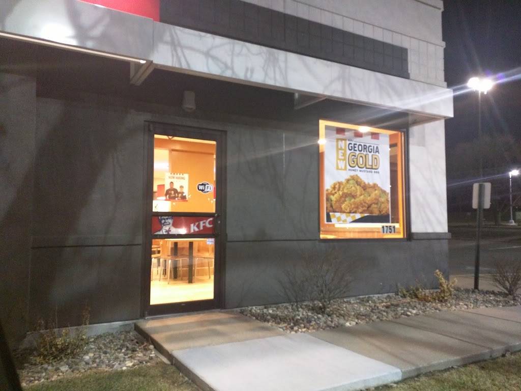 KFC | restaurant | 1751 Madison Ave, Council Bluffs, IA 51503, USA | 7123221166 OR +1 712-322-1166