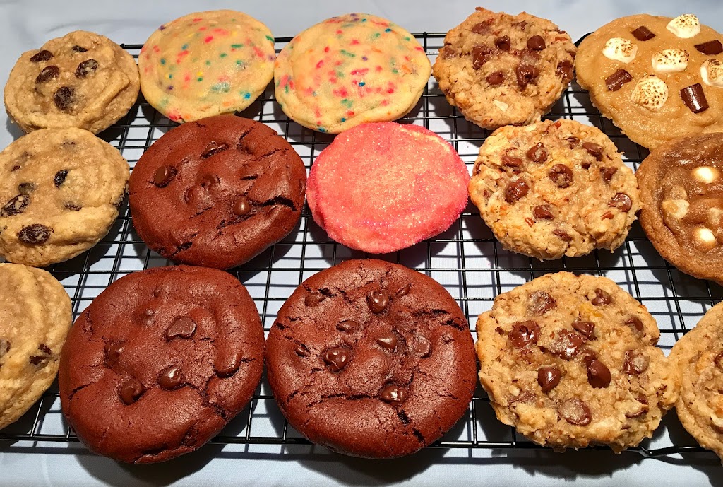 Catherine Anns Grill - Cookie House - Homemade Ice Cream | bakery | 410 Four Seasons Blvd, Greensboro, NC 27407, USA | 3365013317 OR +1 336-501-3317