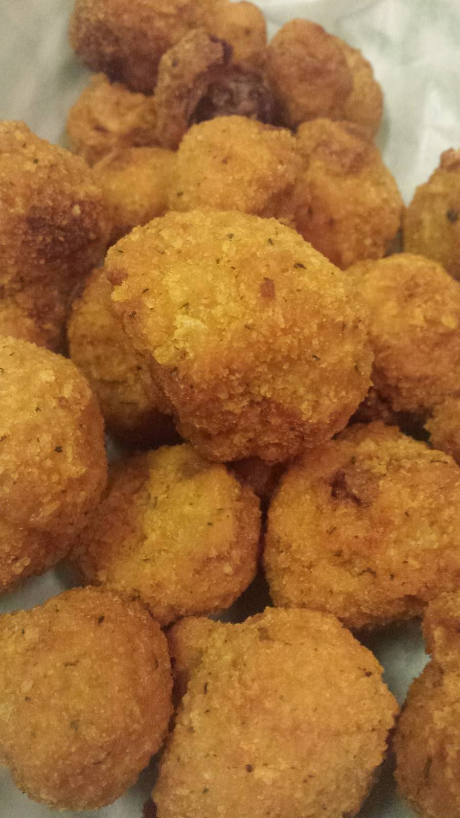 Main Street Cafe | restaurant | 817 S Main St, West Bend, WI 53095, USA | 2623344400 OR +1 262-334-4400