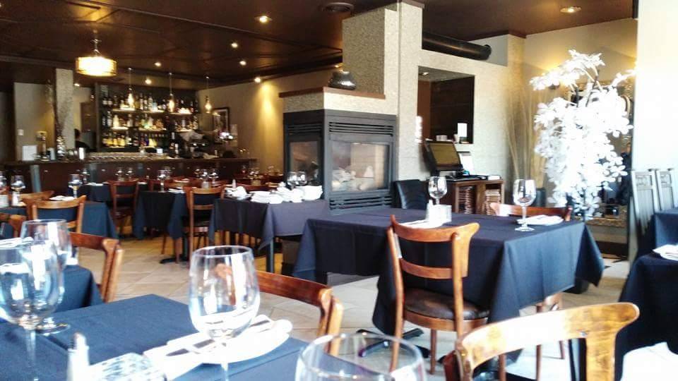 Mondello | night club | 127 Queen St S, Mississauga, ON L5M 1K9, Canada | 9058191727 OR +1 905-819-1727