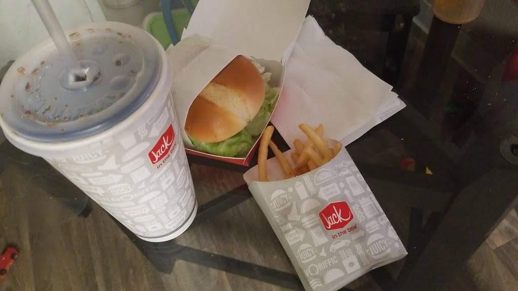 Jack in the Box | restaurant | 1800 McHenry Ave, Modesto, CA 95350, USA | 2095762486 OR +1 209-576-2486