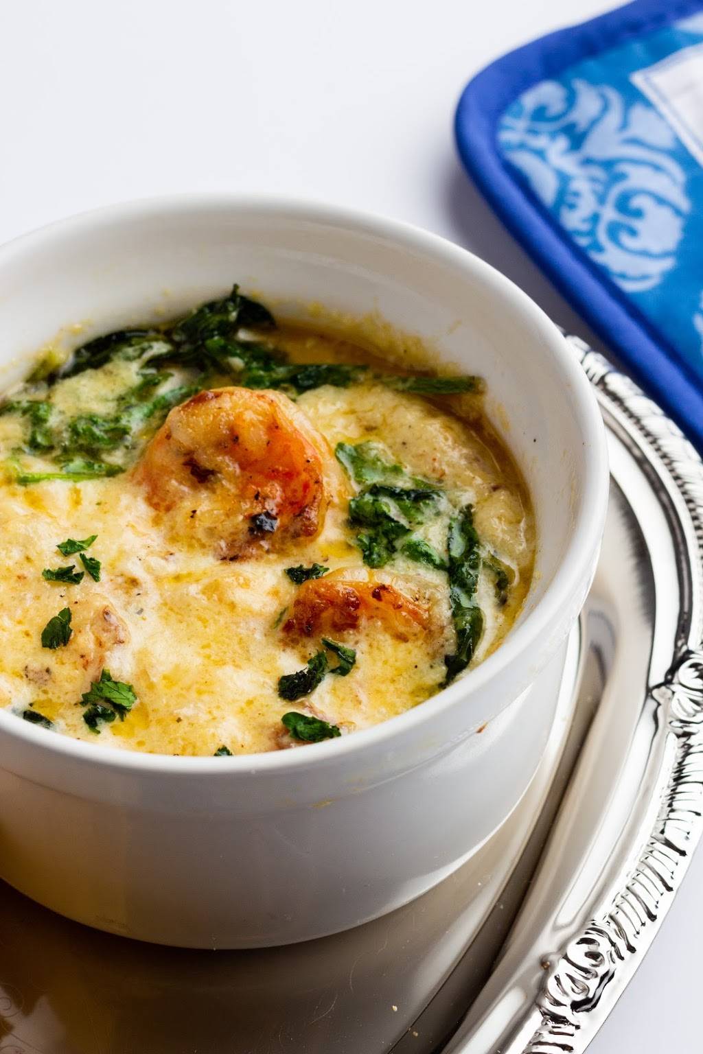 Notcho Momma Seafood | restaurant | 18 N Dollins Ave, Orlando, FL 32805, USA | 4072782487 OR +1 407-278-2487