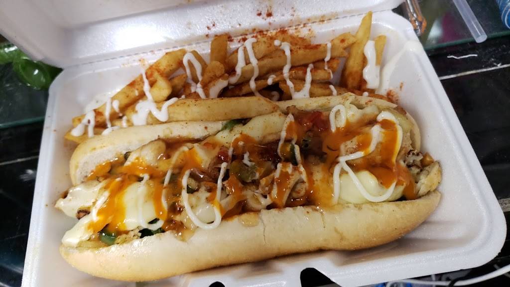 Wings R King Express | restaurant | 345 6th Ave SW, Birmingham, AL 35211, USA | 2055180790 OR +1 205-518-0790