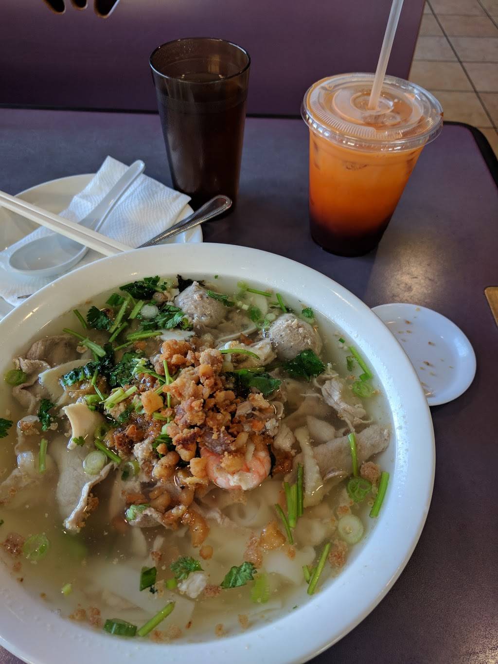 Red Bowl Noodles | restaurant | 6917 Mission St, Daly City, CA 94014, USA | 6509948886 OR +1 650-994-8886