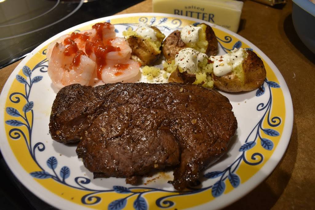 Time Warp Black Hole Bar and Grill | restaurant | 5402 SW 3rd St, Des Moines, IA 50315, USA | 5152189294 OR +1 515-218-9294