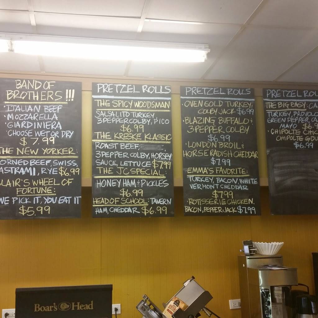 Red Rooster | restaurant | 1819 Waukegan Rd, Glenview, IL 60025, USA | 8479989504 OR +1 847-998-9504