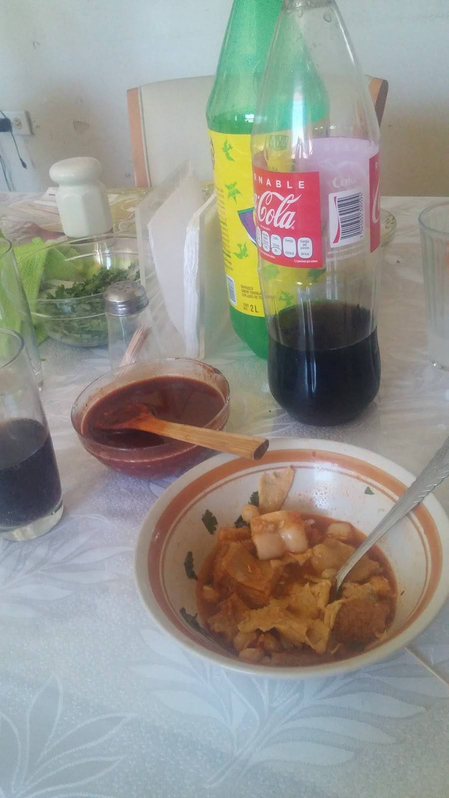 Tacos Angel 1 | restaurant | Del Roble, Cd Jardin, 22610 Tijuana, B.C., Mexico | 016643049592 OR +52 664 304 9592