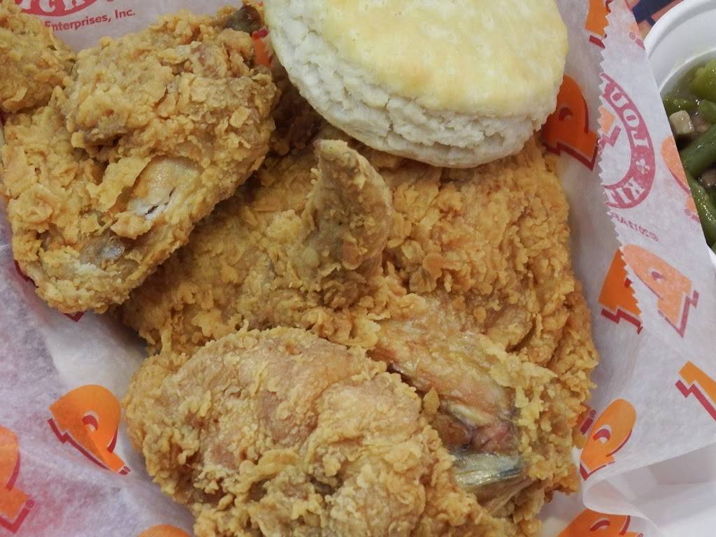 Popeyes Louisiana Kitchen | restaurant | 1730 N Neltnor Blvd, West Chicago, IL 60185, USA | 6302312300 OR +1 630-231-2300