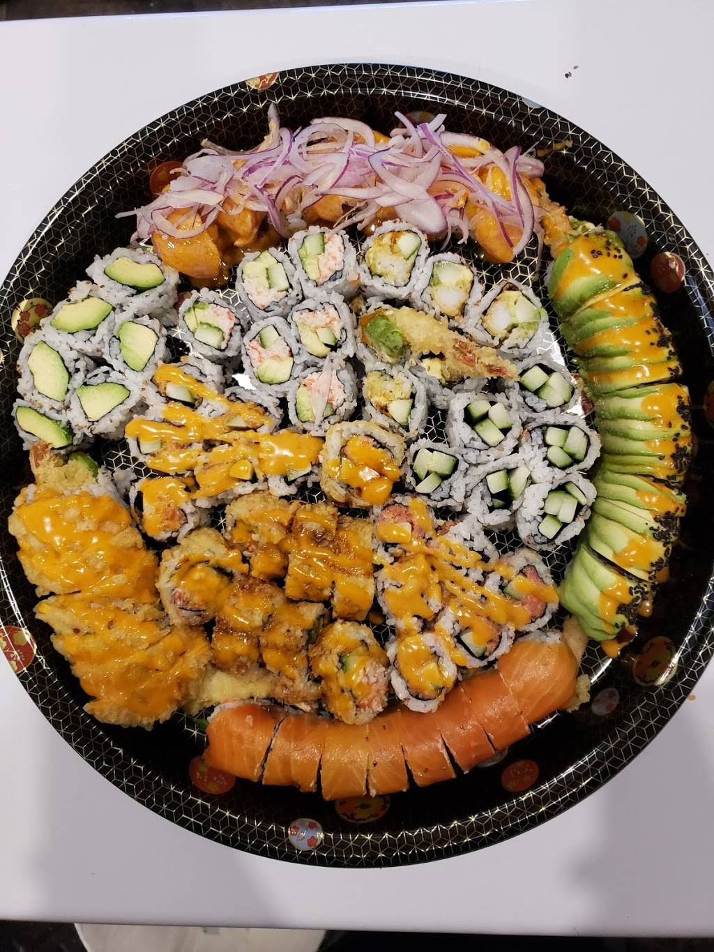 Sushi Cove | restaurant | 930 Dundas St #5, Woodstock, ON N4S 8X6, Canada | 5192902683 OR +1 519-290-2683