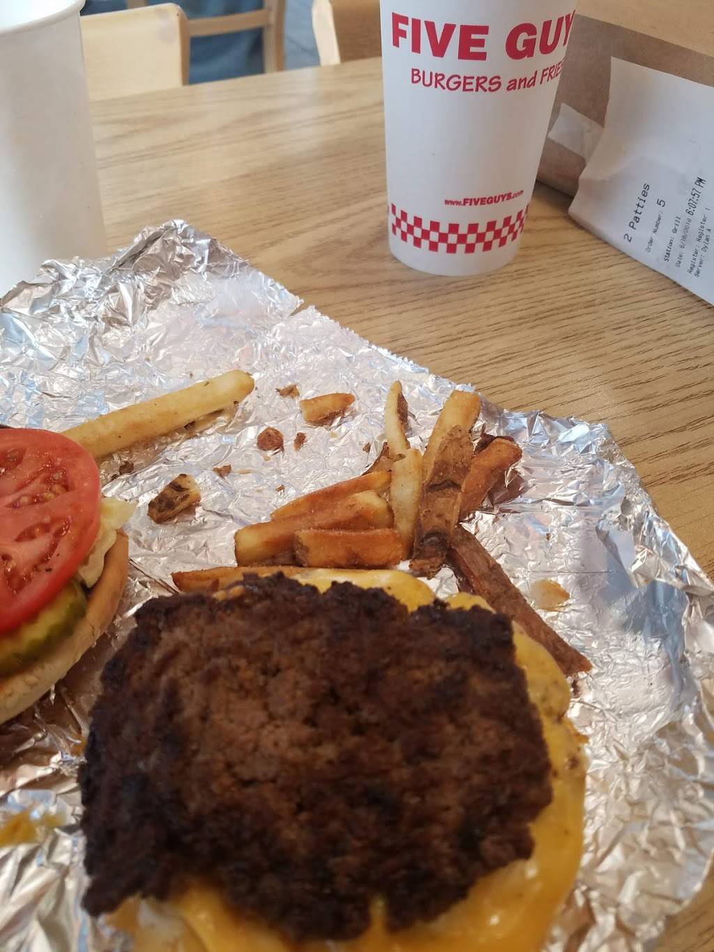 Five Guys | meal takeaway | 75 Reaville Ave, Flemington, NJ 08822, USA | 9082370783 OR +1 908-237-0783