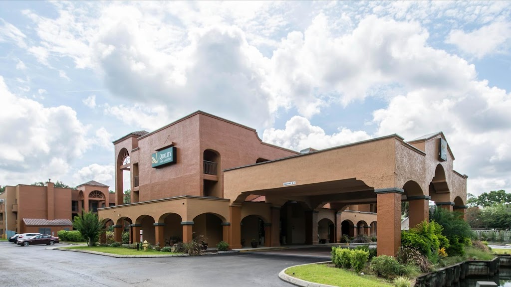 Quality Inn & Suites | restaurant | 8333 Dix Ellis Trail, Jacksonville, FL 32256, USA | 9045169245 OR +1 904-516-9245