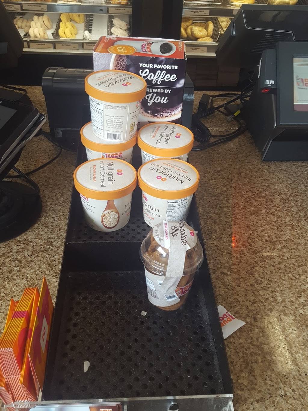 Dunkin | bakery | 1800 Smith St, North Providence, RI 02911, USA | 4013493440 OR +1 401-349-3440