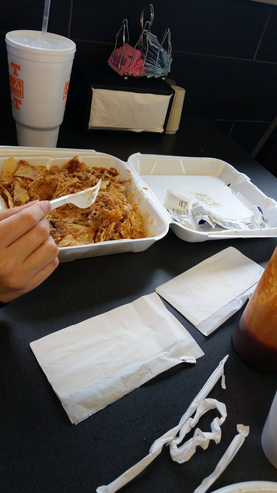 Strouds Barbeque | restaurant | 1201 E Spring St, Cookeville, TN 38501, USA | 9315287020 OR +1 931-528-7020