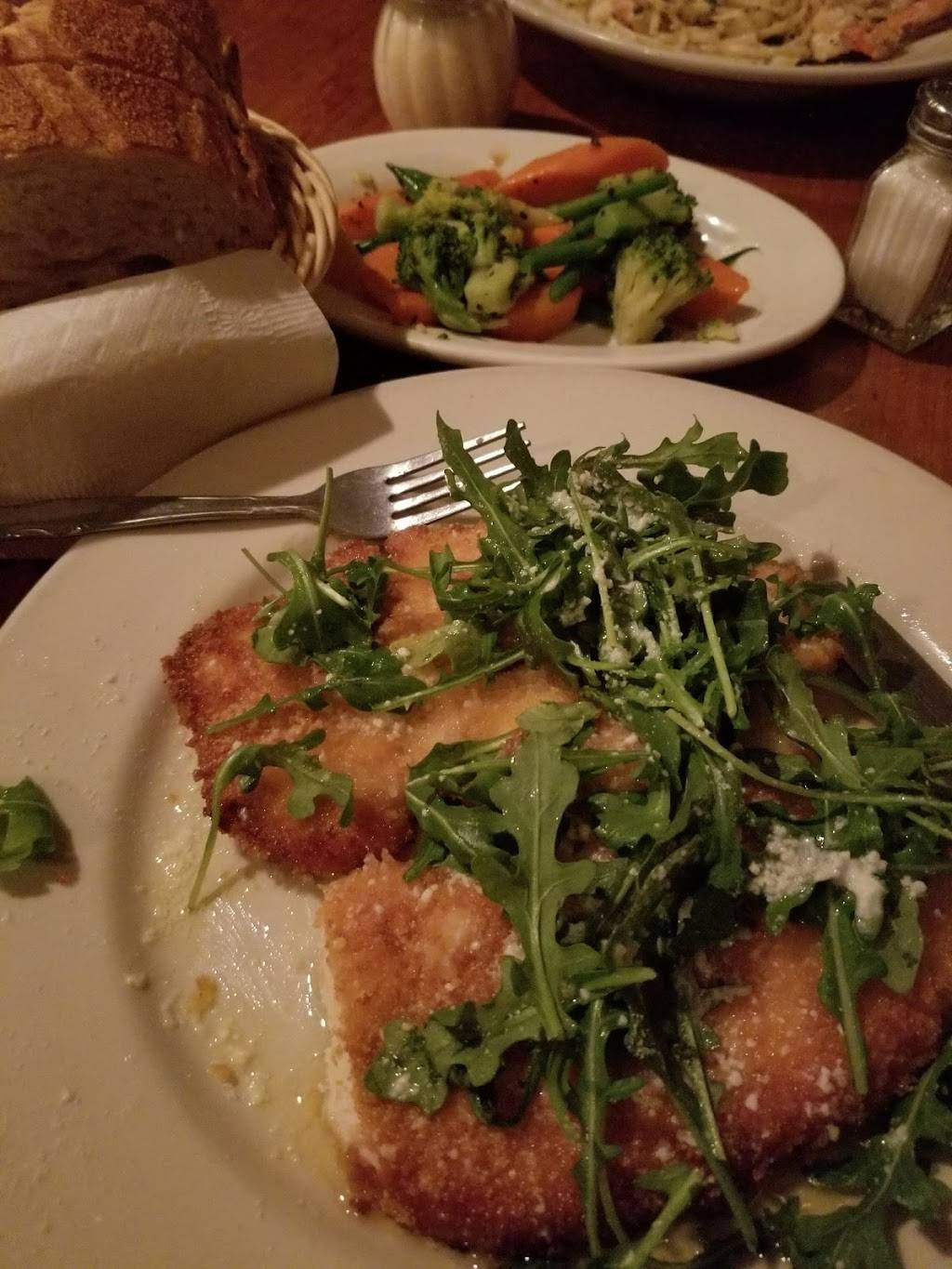 Fratellis Italian Restaurant | restaurant | 837 Meriden-Waterbury Turnpike, Southington, CT 06489, USA | 8606288168 OR +1 860-628-8168