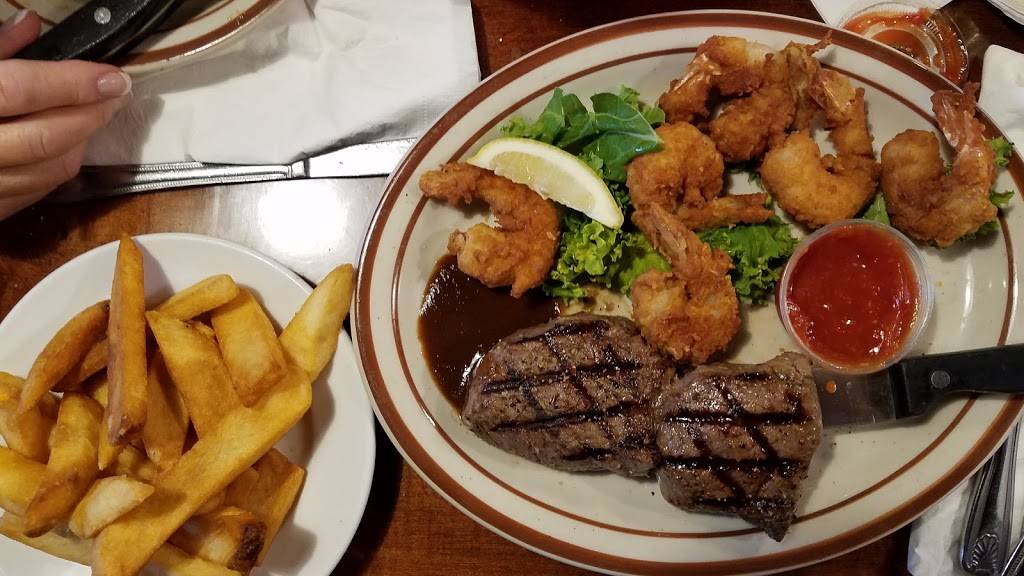 The Ranch House Grill | restaurant | 4426 W Gandy Blvd, Tampa, FL 33611, USA | 8138319759 OR +1 813-831-9759