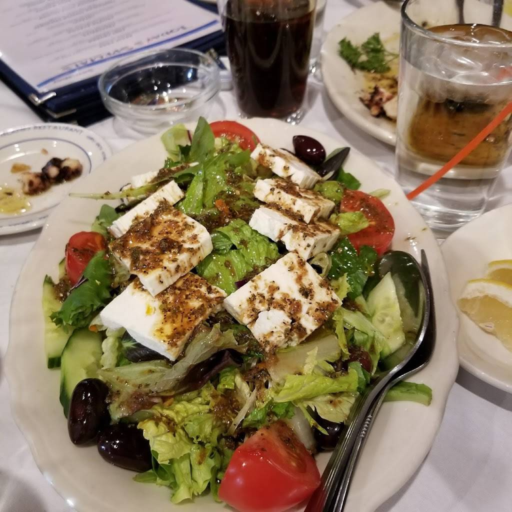 Greek Islands | restaurant | 300 E 22nd St, Lombard, IL 60148, USA | 6309324545 OR +1 630-932-4545