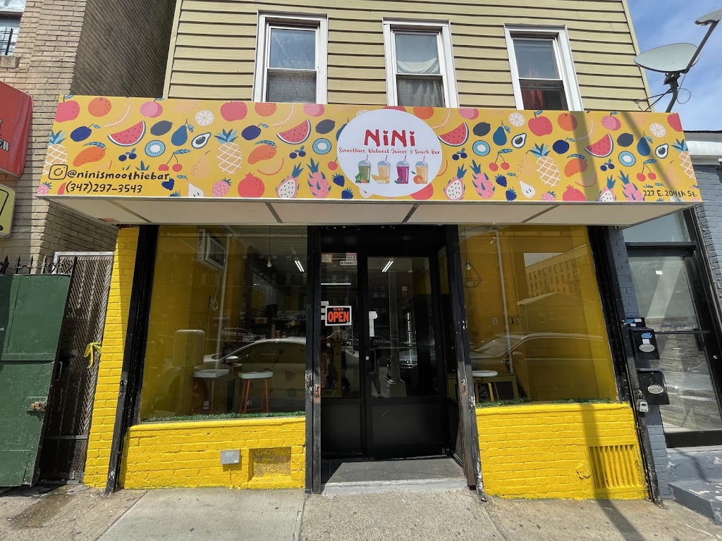 Ninis Smoothie Bar | restaurant | 227 E 204th St, Bronx, NY 10458, USA | 3472973543 OR +1 347-297-3543