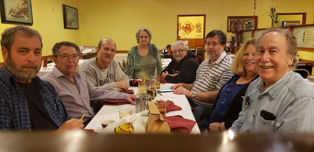 Henrys China Inn | restaurant | 8925 Krewstown Rd, Philadelphia, PA 19115, USA | 2156734646 OR +1 215-673-4646