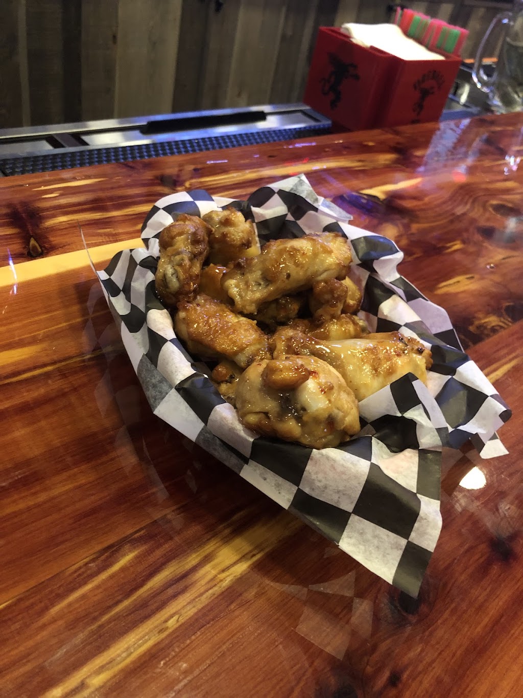 1922 Pub and Grub | restaurant | 318 2nd Ave, Ipswich, SD 57451, USA | 6052908286 OR +1 605-290-8286