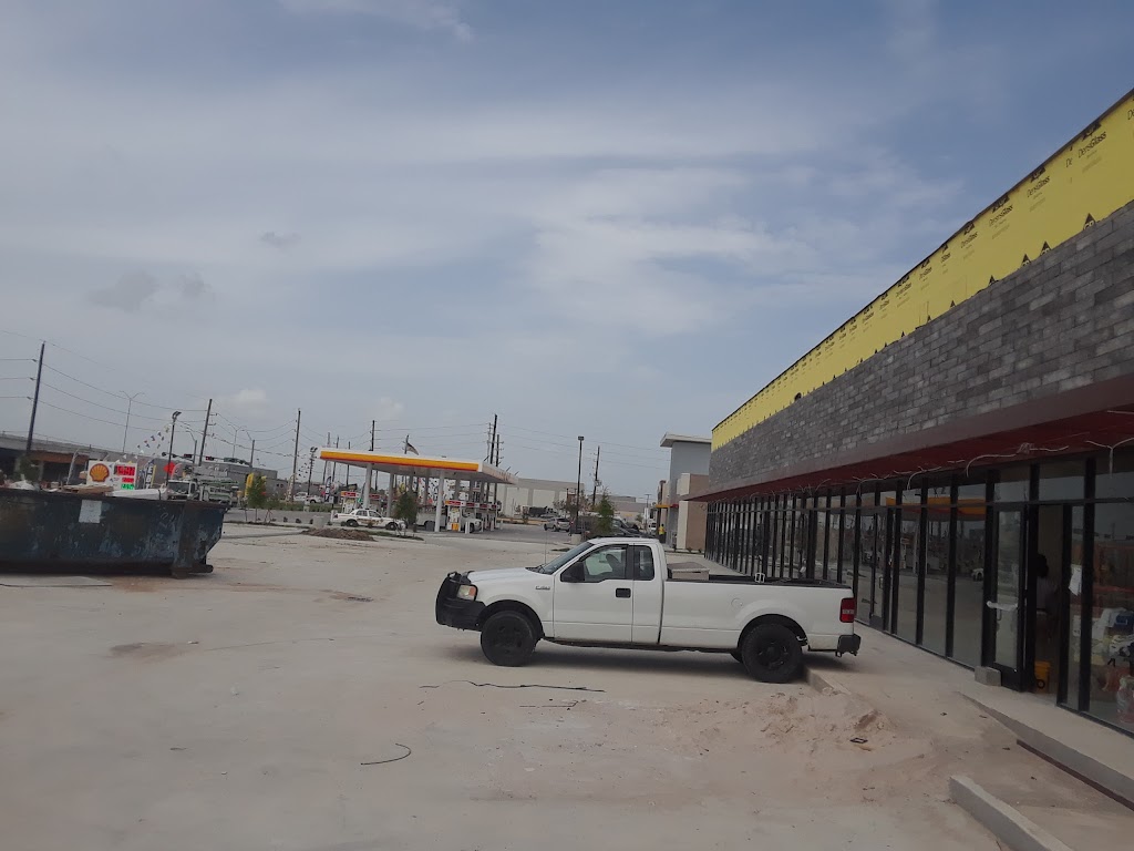 Shell | restaurant | 3405 S Sam Houston Pkwy E, Houston, TX 77047, USA | 2818886456 OR +1 281-888-6456