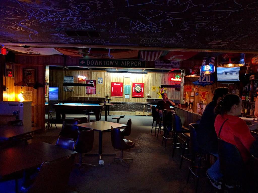 Tys Food & Spirits | restaurant | 326 Wade Hampton Blvd, Greenville, SC 29609, USA | 8642321145 OR +1 864-232-1145