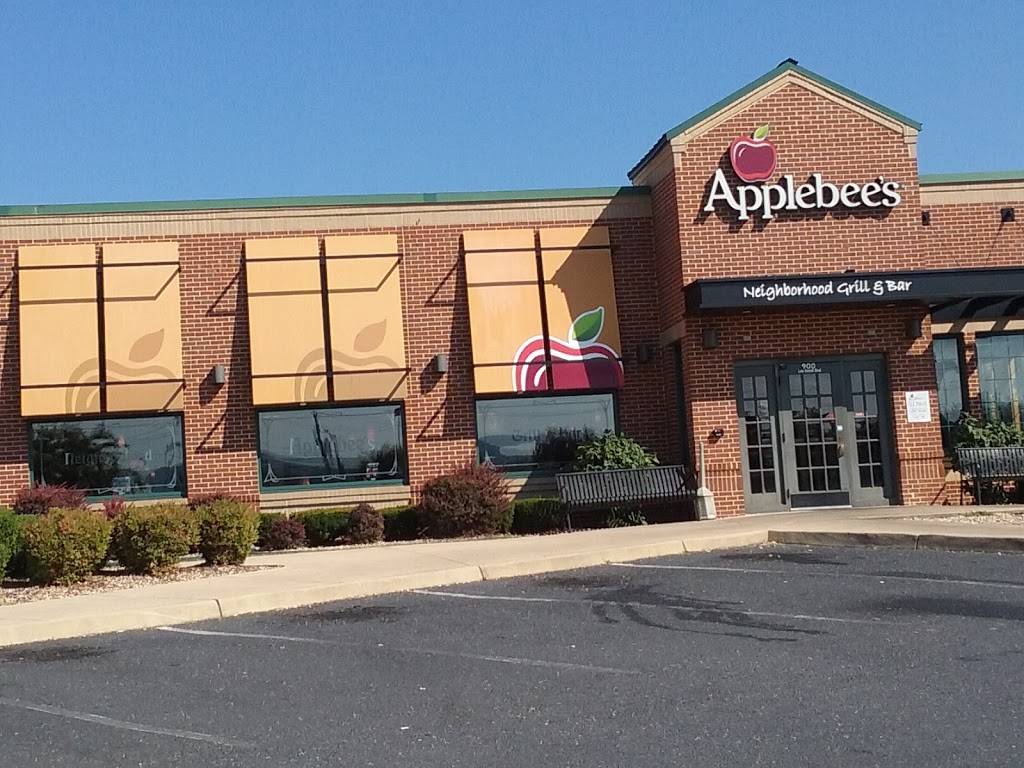 Applebees Grill + Bar | restaurant | 900 Lew Dewitt Blvd, Waynesboro, VA 22980, USA | 5409497300 OR +1 540-949-7300