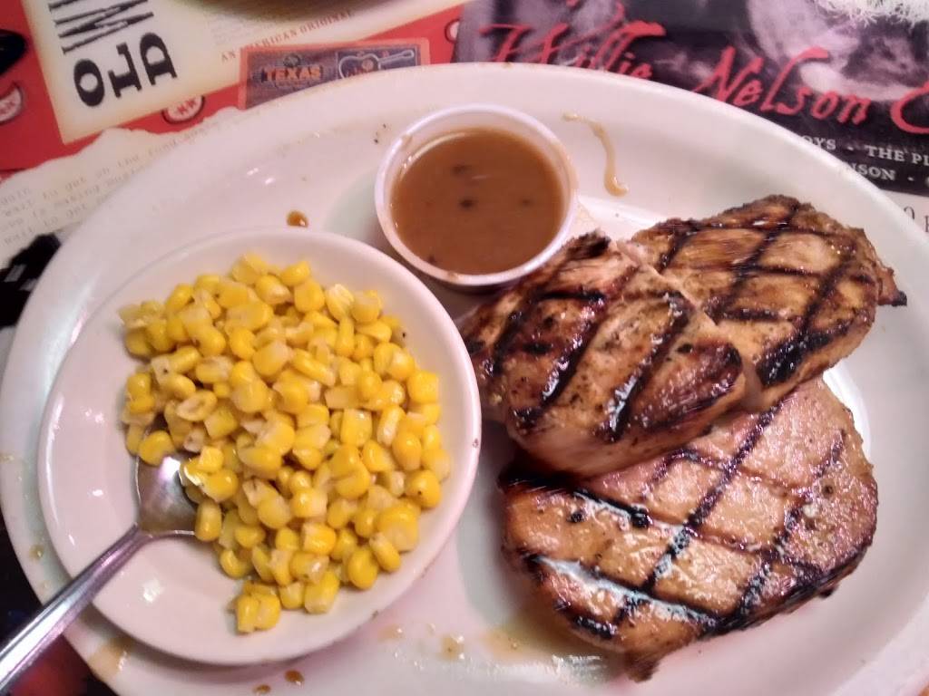 Texas Roadhouse | restaurant | 201 E Turner St, Terre Haute, IN 47802, USA | 8122343378 OR +1 812-234-3378