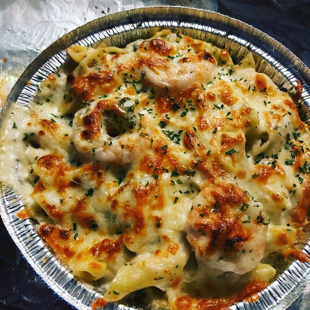 Kiss My Grits Kitchen | restaurant | 640 Douglas Rd, Opa-locka, FL 33054, USA | 3057644005 OR +1 305-764-4005