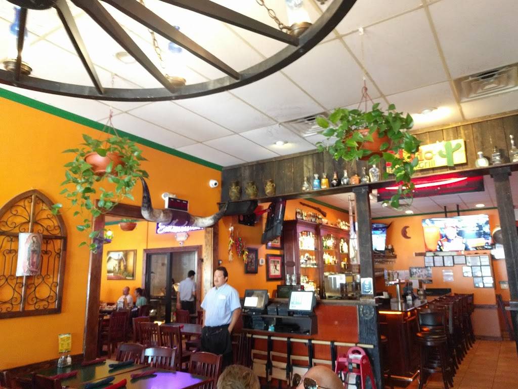 El Tio Tex-Mex Grill | restaurant | 7527 Linton Hall Rd, Gainesville, VA 20155, USA | 7037530826 OR +1 703-753-0826