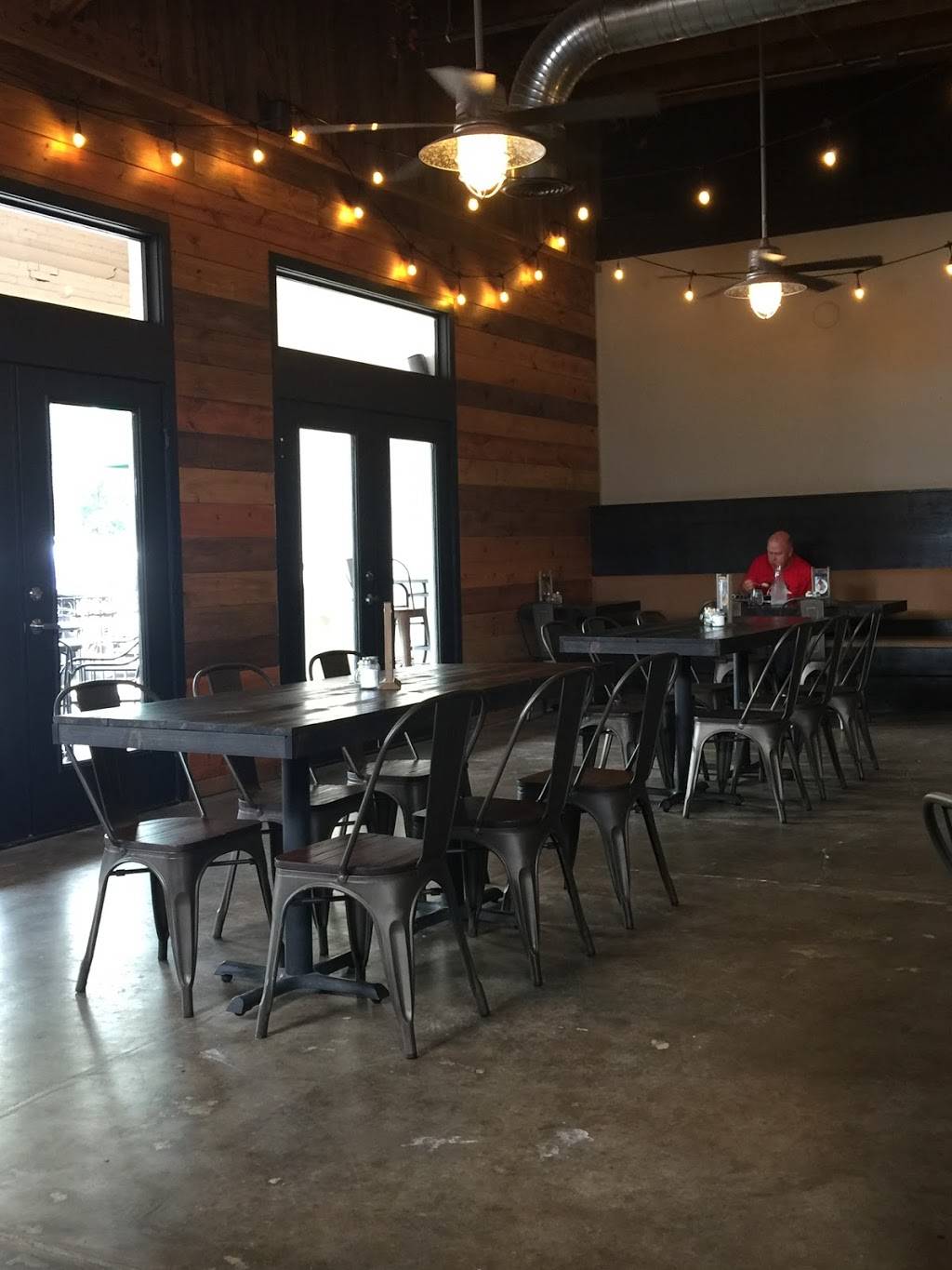 Tony Bs Texas Kitchen | restaurant | 101 Lipscomb St, Quitman, TX 75783, USA | 9034923510 OR +1 903-492-3510