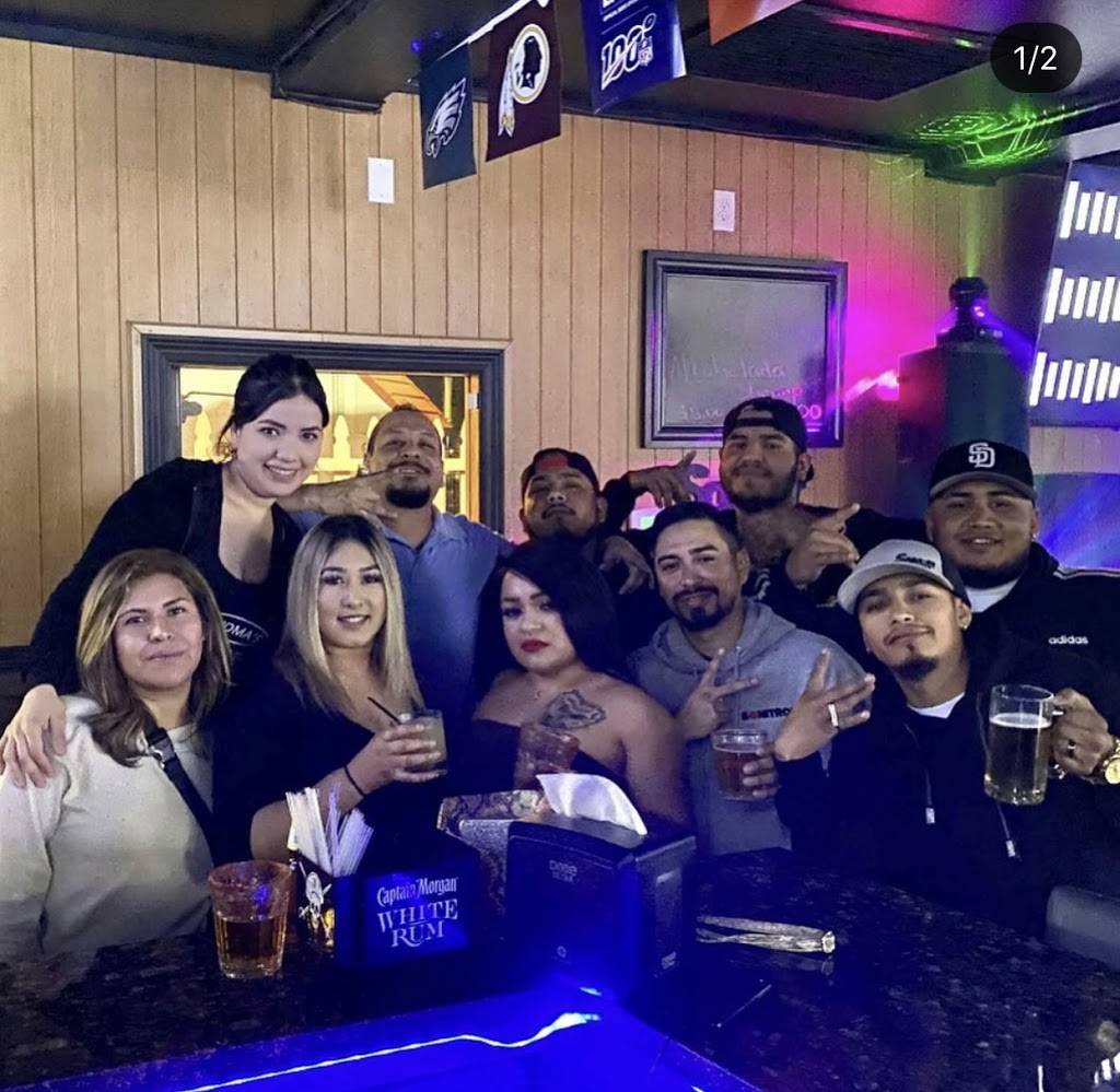 Grandmas | restaurant | 1901 Flower St, Bakersfield, CA 93305, USA | 6613748742 OR +1 661-374-8742