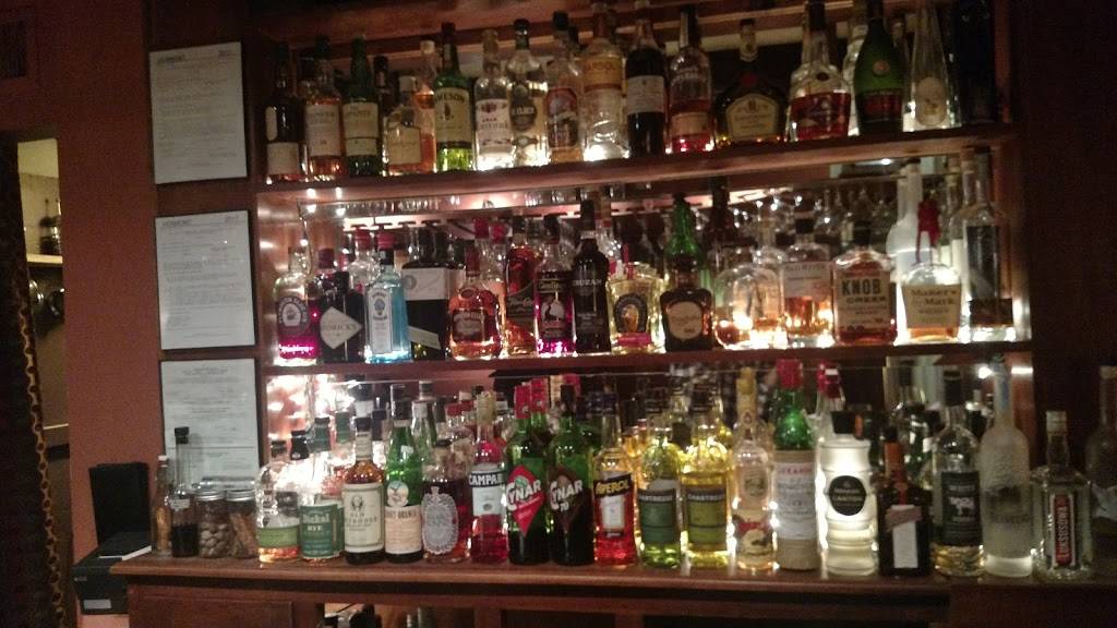 Carpenter & Main | restaurant | 326 S Main St, Norwich, VT 05055, USA | 8026492922 OR +1 802-649-2922