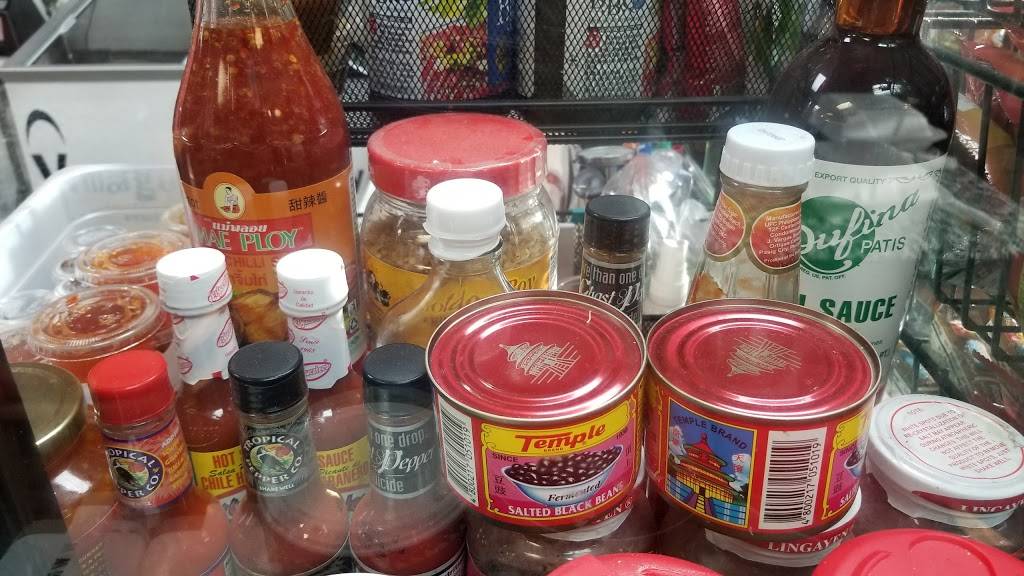 Lola Tinings Cuisine | restaurant | 1141 Garfield St, Oak Park, IL 60304, USA | 7086168000 OR +1 708-616-8000