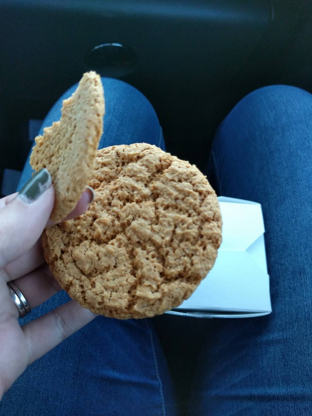 Three Happiness Restaurant | restaurant | 3330 Alpine Ave NW C, Grand Rapids, MI 49544, USA | 6167853888 OR +1 616-785-3888