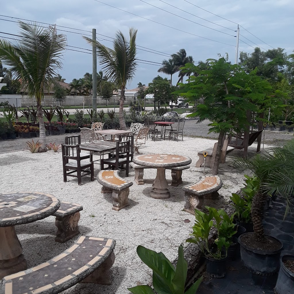 El Kiosco Food & More | restaurant | 15196 SW 184th St, Miami, FL 33187, USA | 7867921281 OR +1 786-792-1281