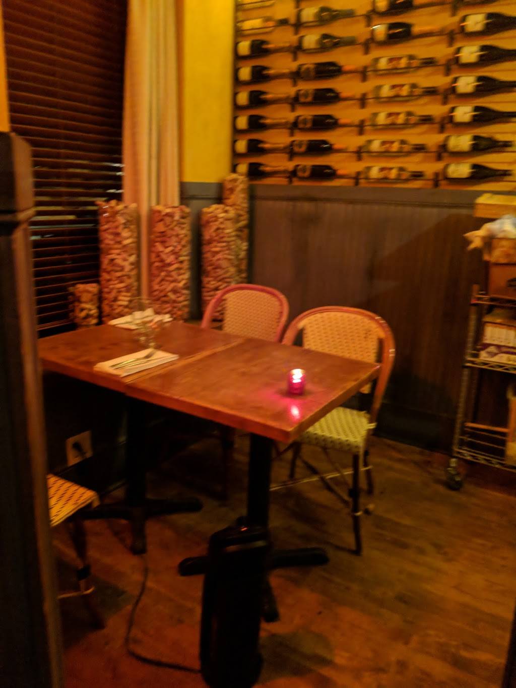 Cave Vin | restaurant | 5555 Xerxes Ave S, Minneapolis, MN 55410, USA | 6129220100 OR +1 612-922-0100