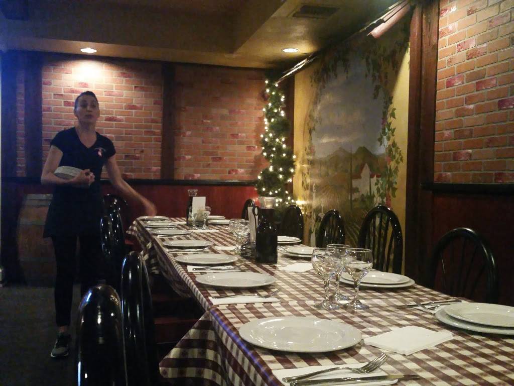 Marechiaros | restaurant | 854 N 2nd St, El Cajon, CA 92021, USA | 6194429889 OR +1 619-442-9889