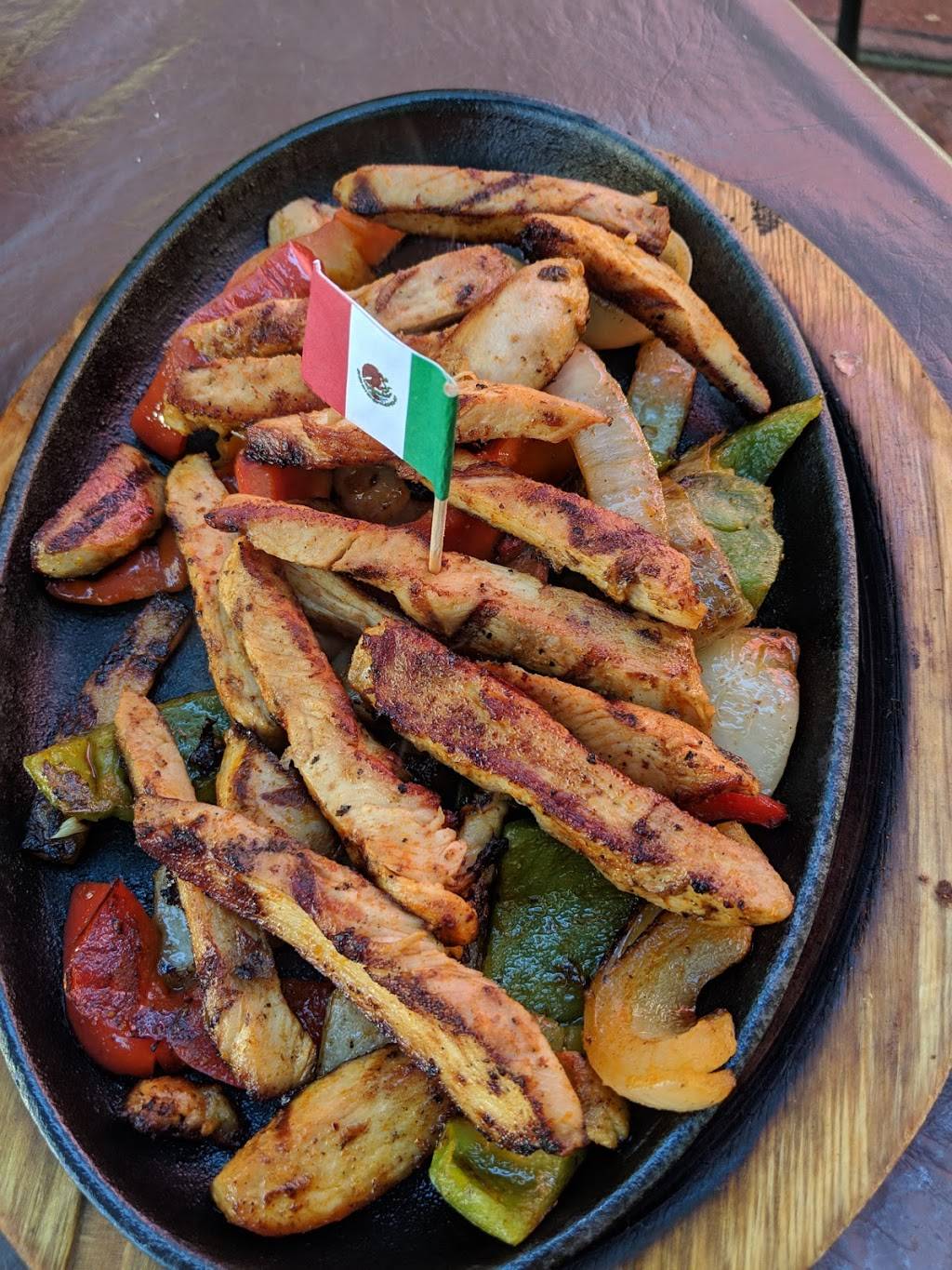 Gecko Grill | restaurant | 4341 E Baseline Rd, Gilbert, AZ 85234, USA | 4805392988 OR +1 480-539-2988