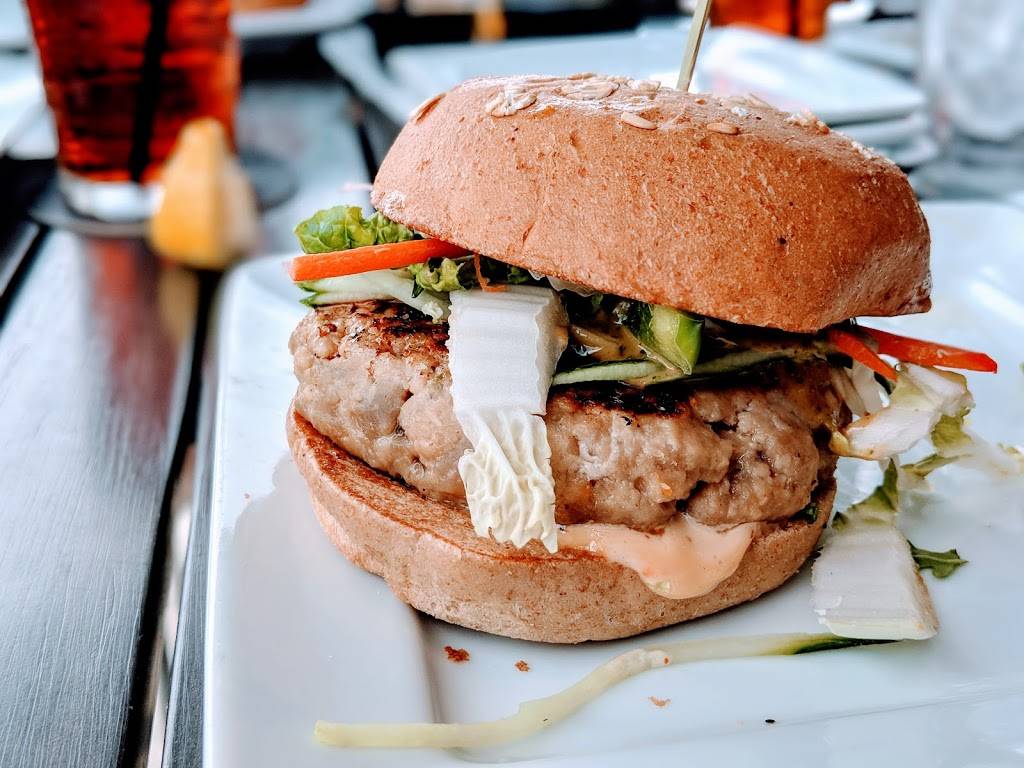 Bru Burger Bar - Noblesville | restaurant | 350 Westfield Rd ste 100, Noblesville, IN 46060, USA | 3177642510 OR +1 317-764-2510