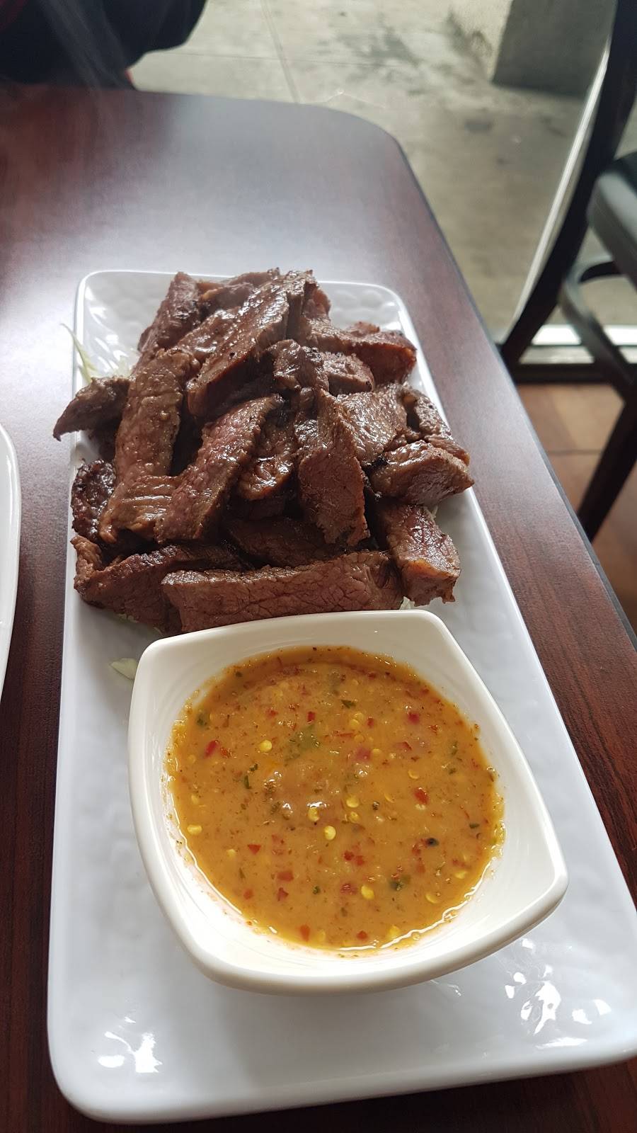 Royal King Elephant | restaurant | 1645, 9924 Garden Grove Blvd, Garden Grove, CA 92844, USA | 7146381887 OR +1 714-638-1887