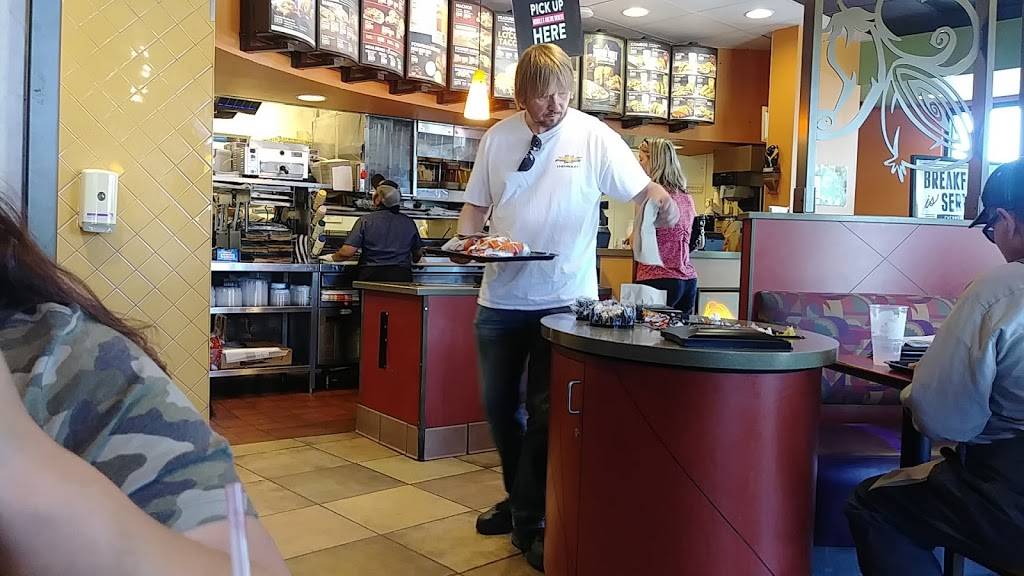 Taco Bell | meal takeaway | 1717 Grass Valley Hwy, Auburn, CA 95603, USA | 5308232445 OR +1 530-823-2445