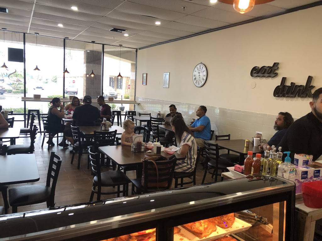 Sophie’s Cafe | restaurant | 120 Sebring Square.., Sebring, FL 33870, USA | 8634515996 OR +1 863-451-5996