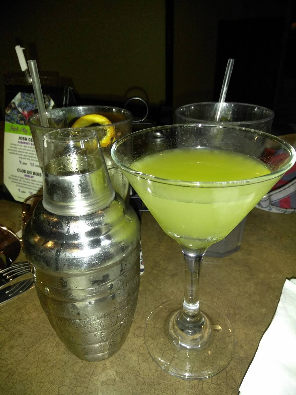 Triple Play Sports Bar and Grille | restaurant | 16 Straits Turnpike, Watertown, CT 06795, USA | 8604172877 OR +1 860-417-2877