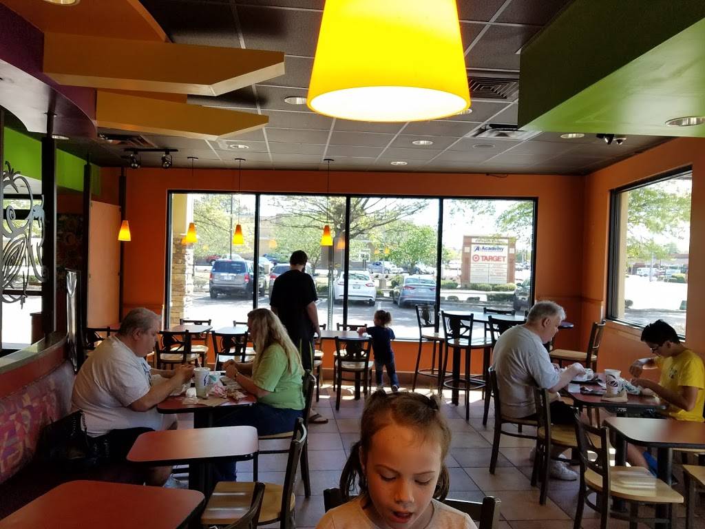 Taco Bell | meal takeaway | 880 W Poplar Ave, Collierville, TN 38017, USA | 9018533725 OR +1 901-853-3725