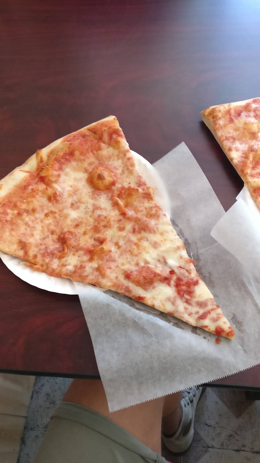 Famous Anthonys Pizzeria | restaurant | 171 W 167th St, Bronx, NY 10452, USA | 7189929298 OR +1 718-992-9298