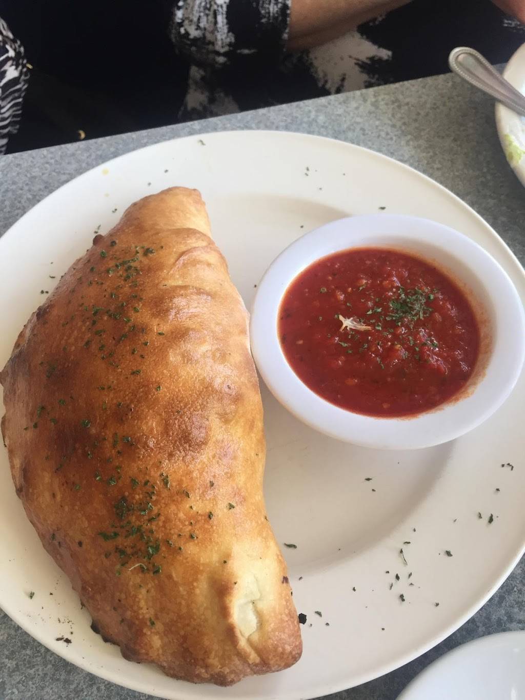 Feras Italian Restaurant | restaurant | 2100 Texoma Pkwy, Sherman, TX 75090, USA | 9038929583 OR +1 903-892-9583